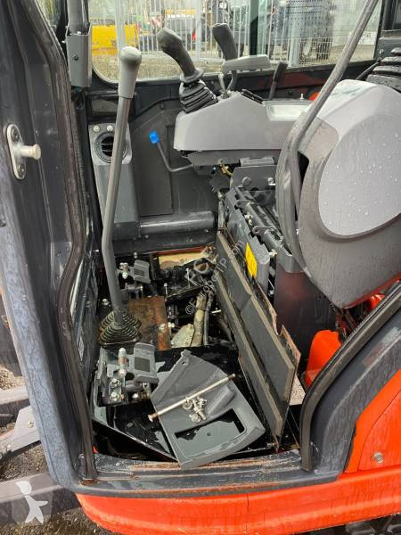Graafmachine Kubota U20-3EU a réparer Origine...