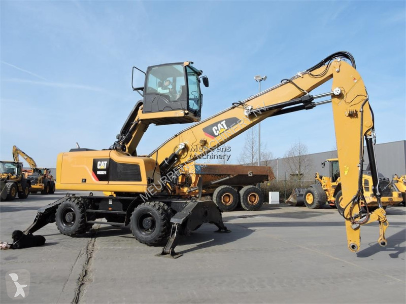 Lopatový nakládač Caterpillar MH3024