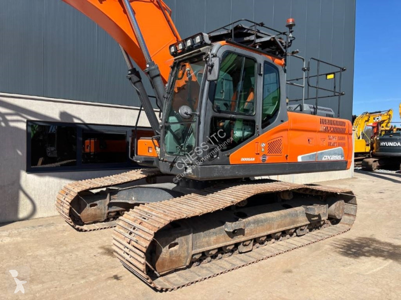 جرافة Doosan 255 LC-5 -- 255LC --
