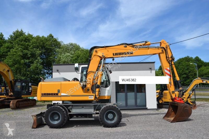 Excavator Liebherr