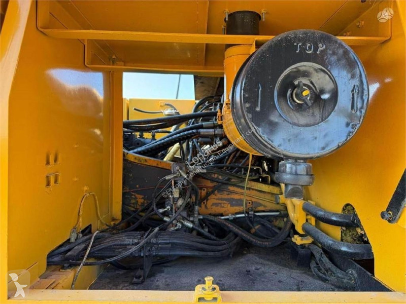 Escavadora Volvo