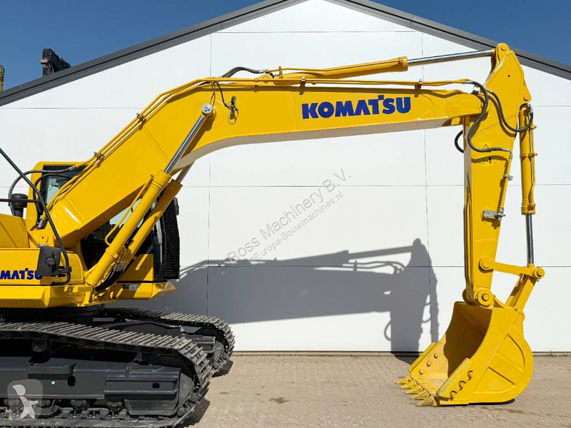 Excavator Komatsu -10M0 New / Unused / Hammer...