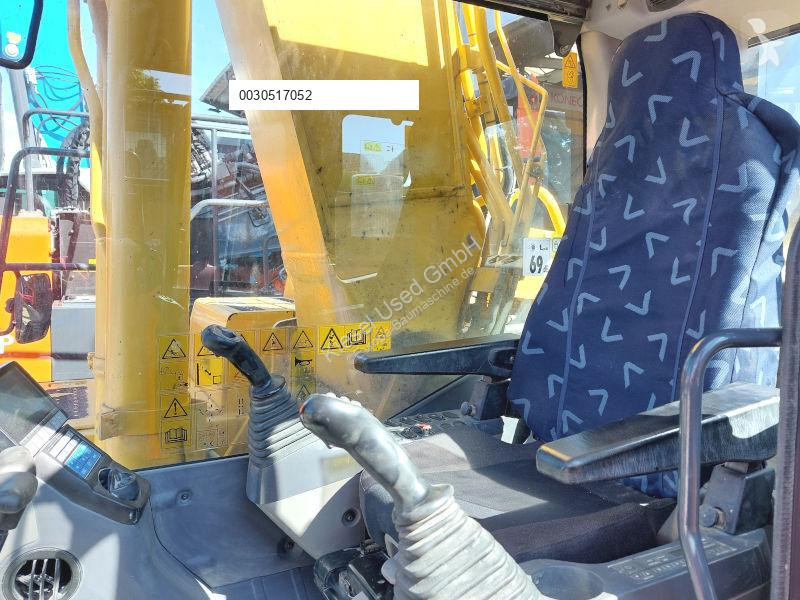 Lopatový nakládač Komatsu HB365LC-3