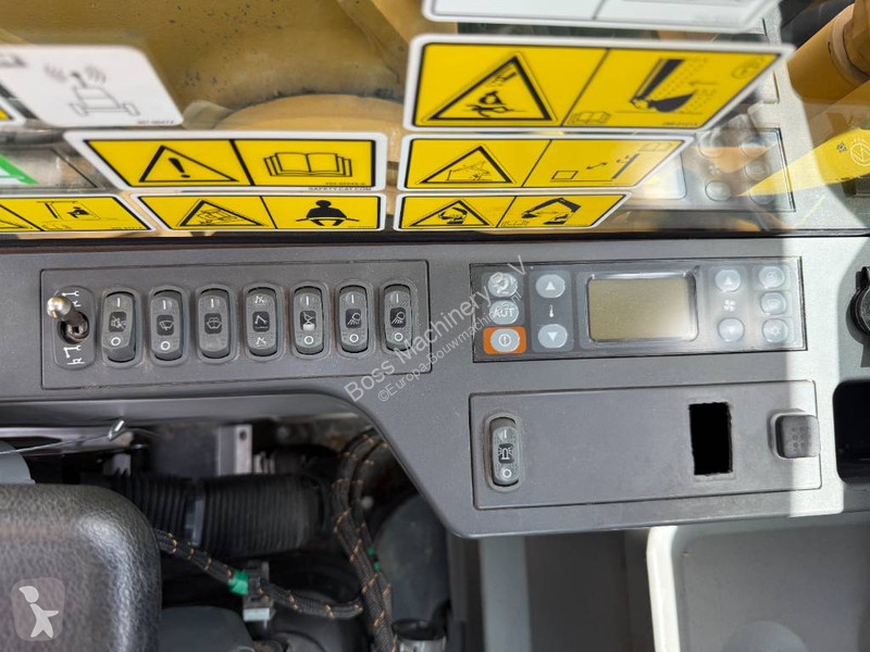 Graafmachine Caterpillar 323FL Z-Line Full...