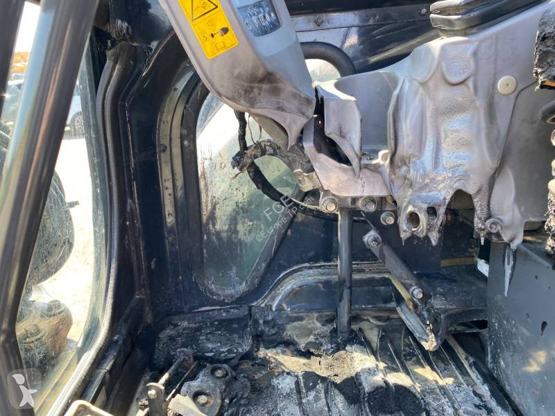 جرافة Kubota U55-4 1er Main/Certificat CE...