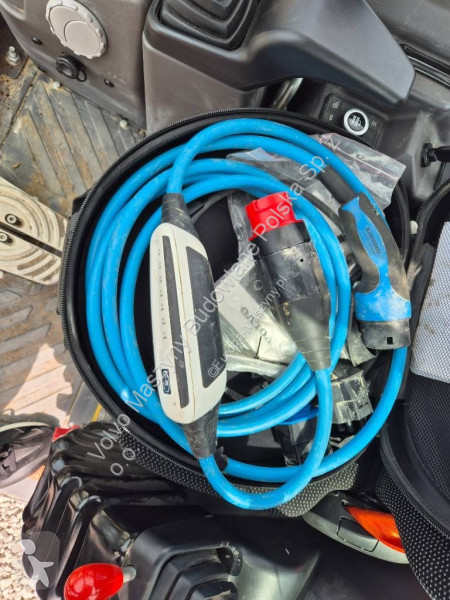 Escavadora Volvo JECR25D ELECTRIC