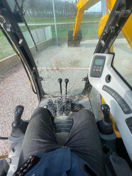Escavatore JCB N