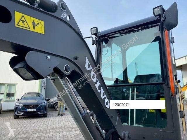 Escavadora Volvo EC 20 E MIETE / RENTAL (12002071)