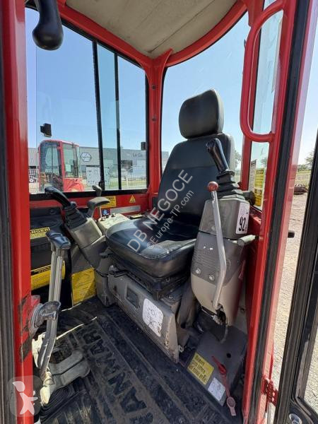 Escavadora Yanmar  ViO20