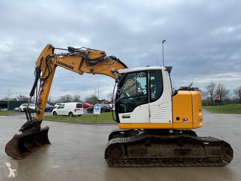 جرافة Liebherr R914 COMPACT