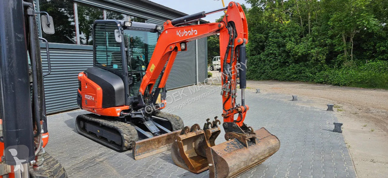Escavadora Kubota KX027-4