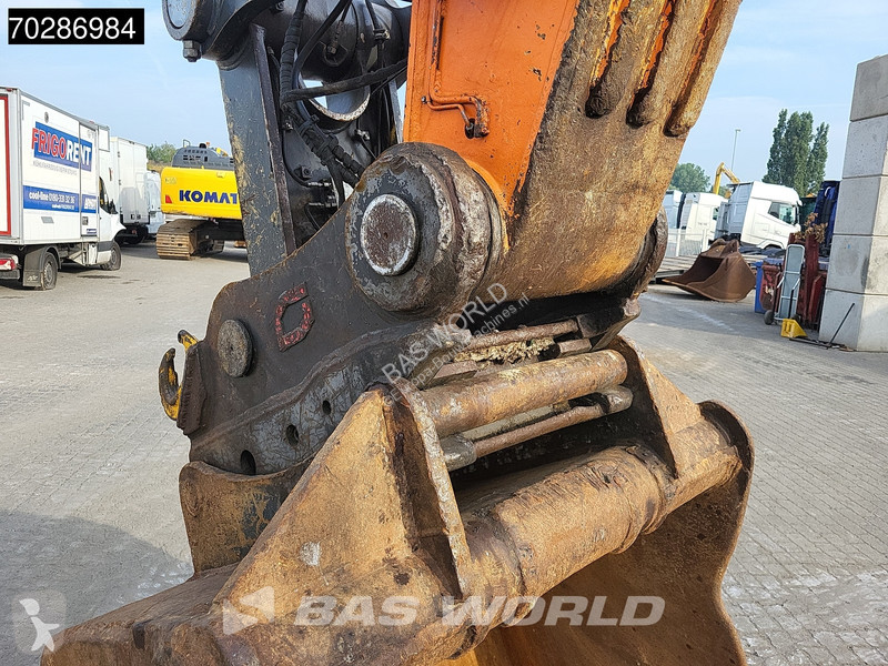 Lopatový nakládač Doosan -7
