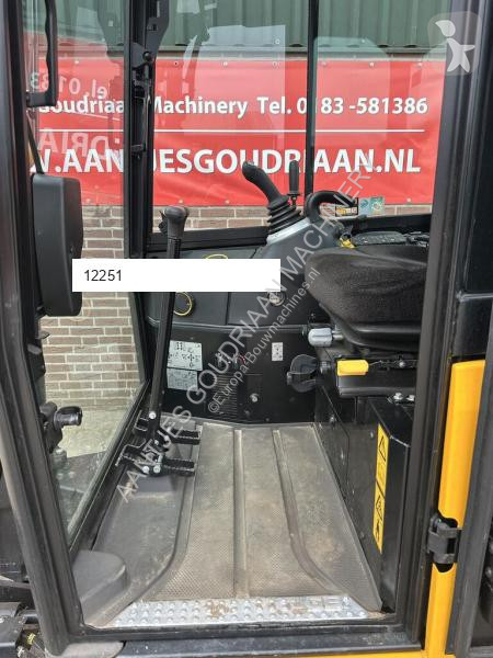 جرافة JCB 19 C-1