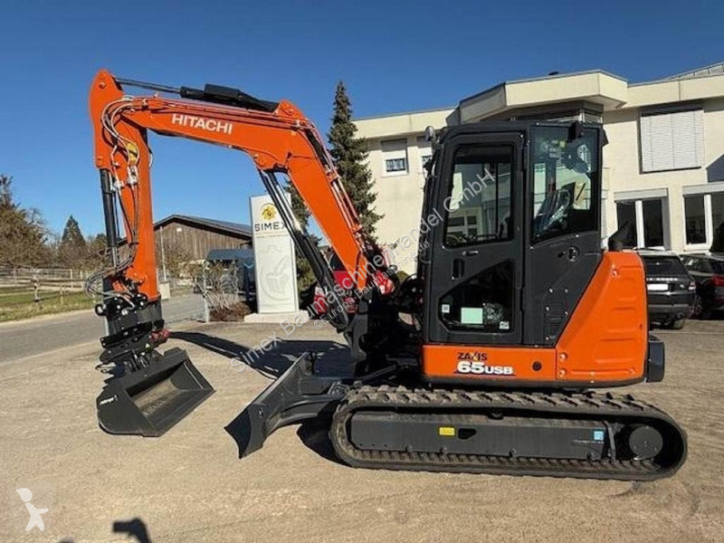 Escavatore Hitachi ZX65 USB-6