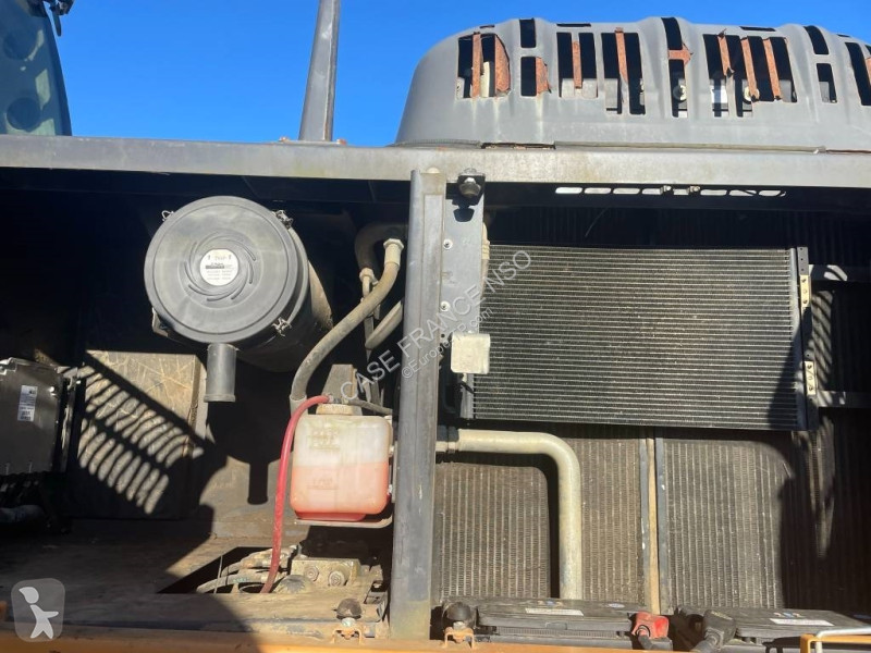 Excavadora Case WX218