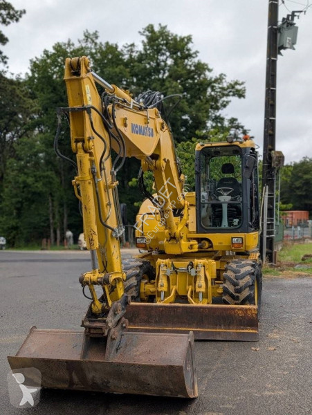 Excavator Komatsu MR-8
