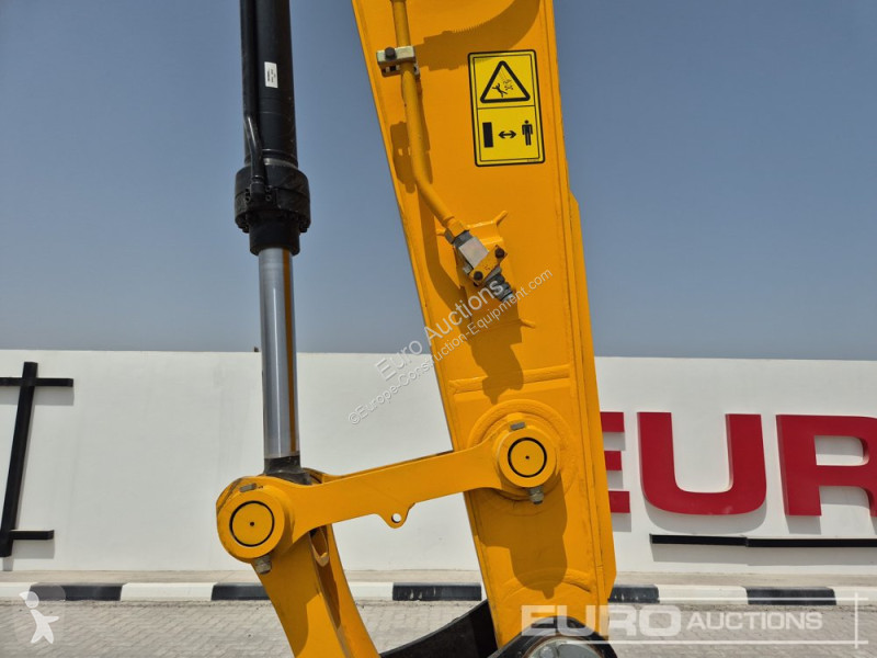 Escavatore JCB JS215LC