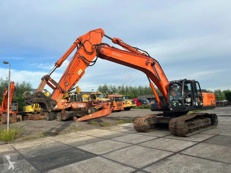Excavadora Hitachi LC-5B CE