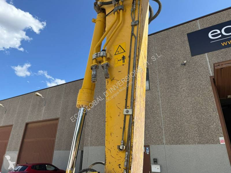 Excavator Komatsu PW148-11