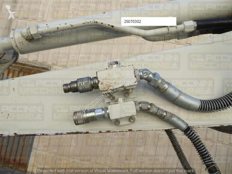 Escavatore Takeuchi TB257FR