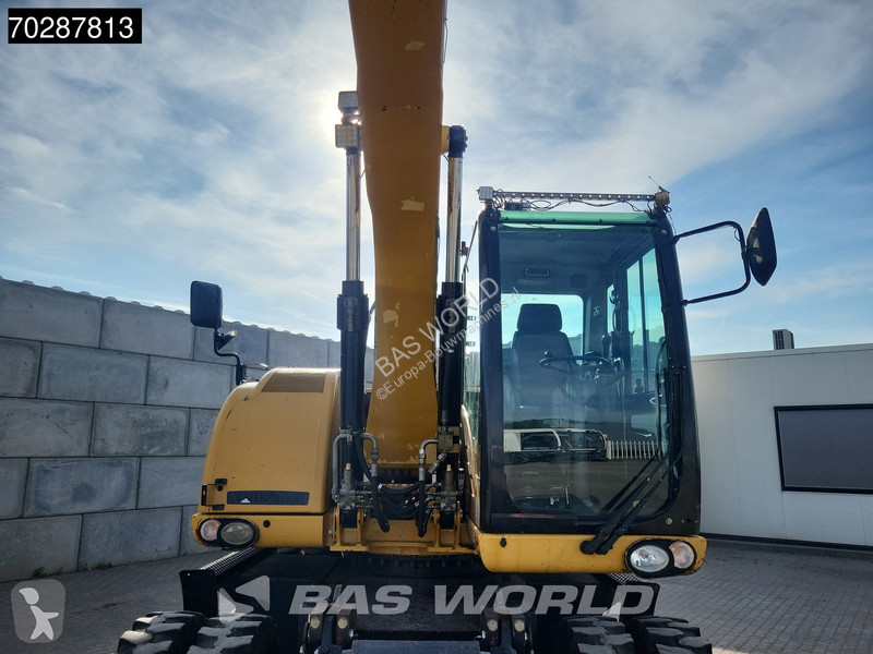 Excavator Caterpillar D OUTRIGGERS + BLADE