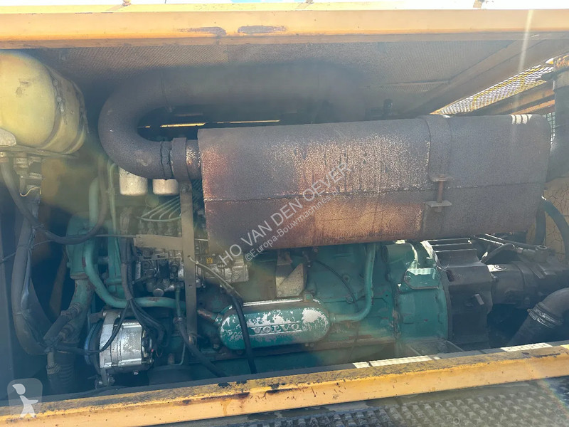 Graafmachine Volvo EC200