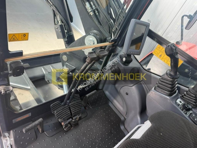 Escavadora Eurocomach ES 100 TR Powertilt