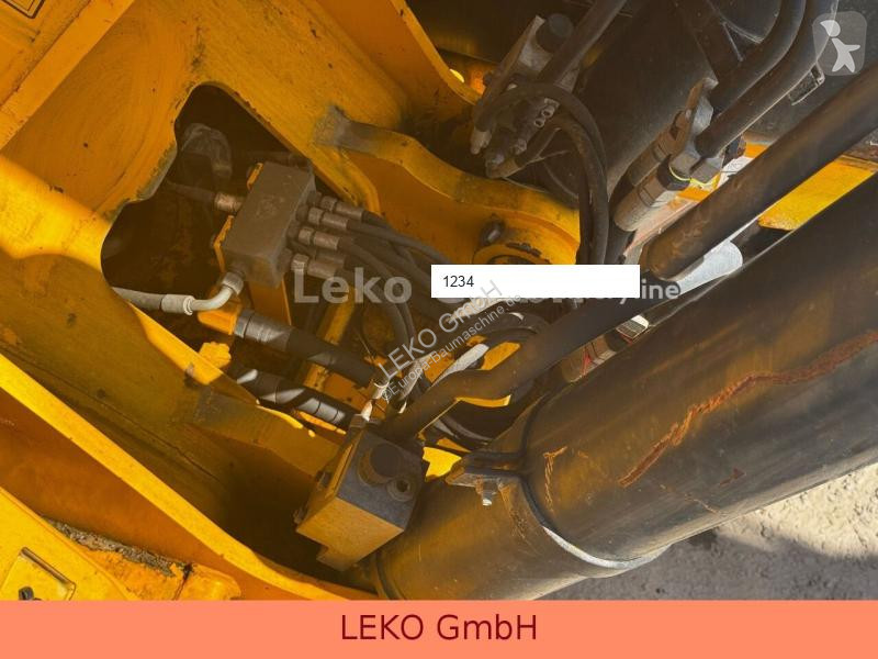 Escavatore Caterpillar JS240NLC