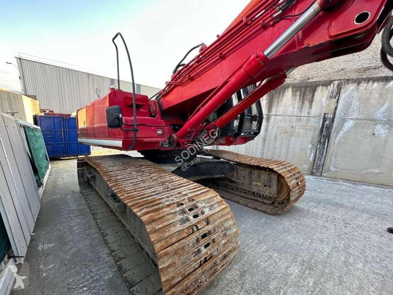 Escavadora Hitachi