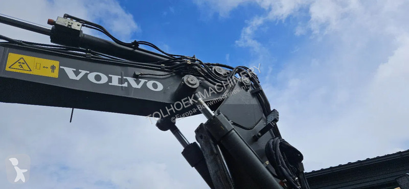 Escavadora Volvo D