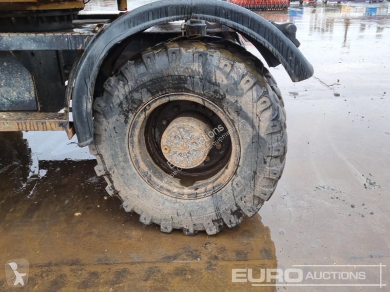 Lopatový nakládač Caterpillar D