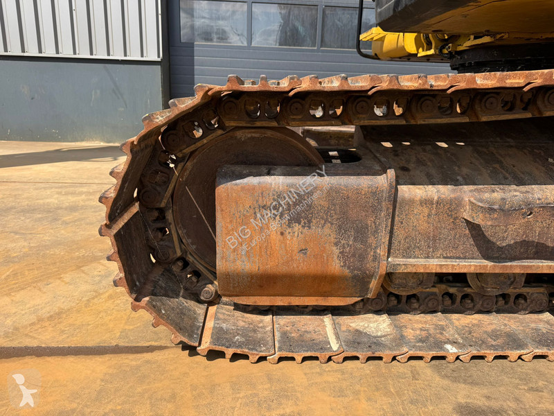 Excavator Caterpillar