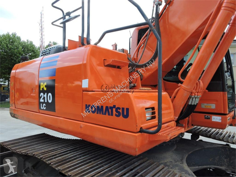 Escavatore Komatsu -10