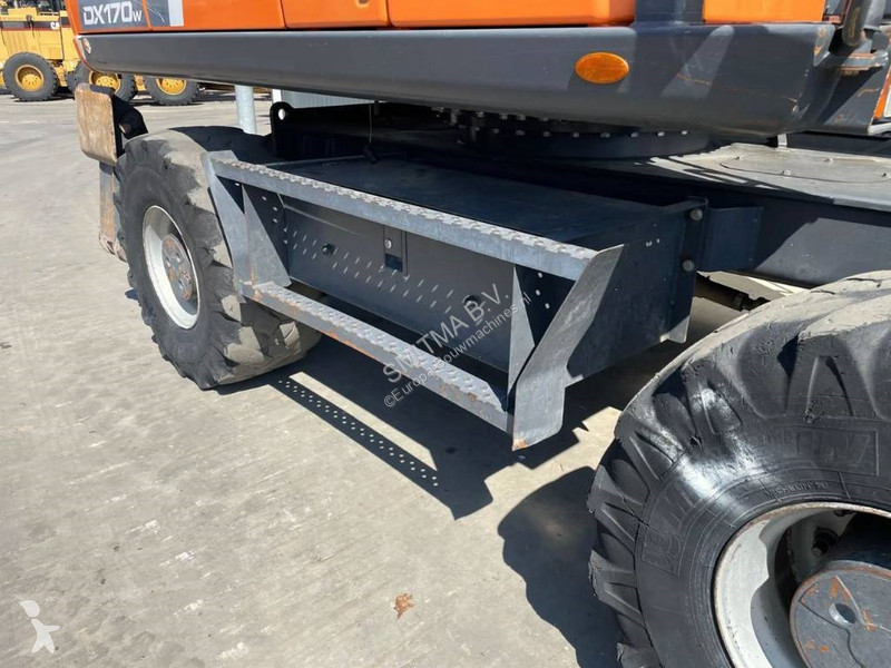 جرافة Doosan -5