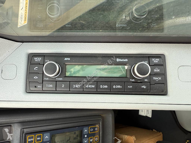 جرافة Hyundai HX360L - New / Unused / Hammer Lines