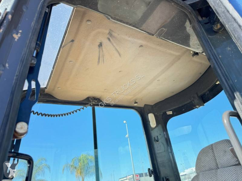 Excavadora Case