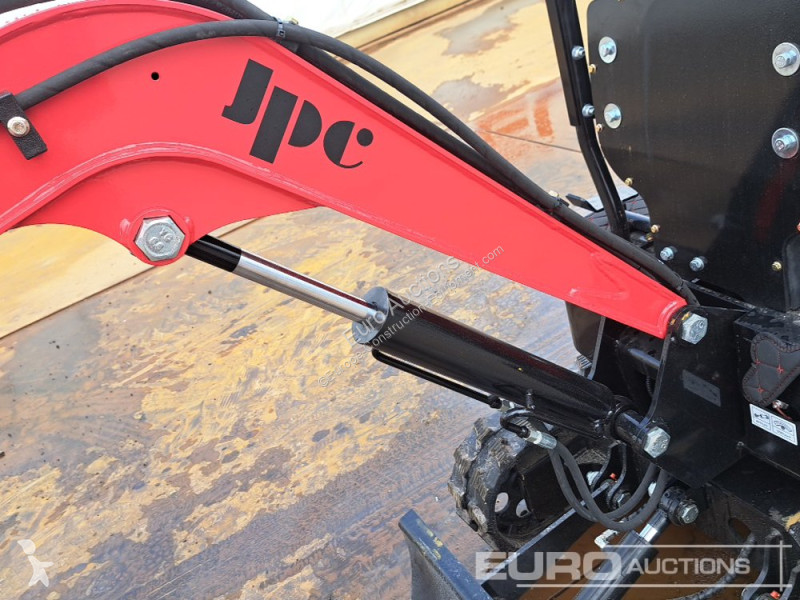 Escavadora JPC HT12