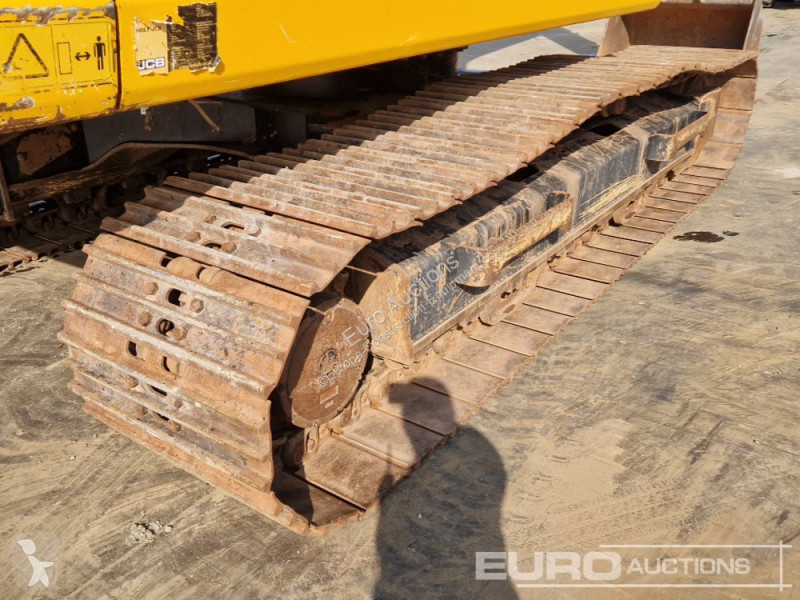 جرافة JCB 220X LC
