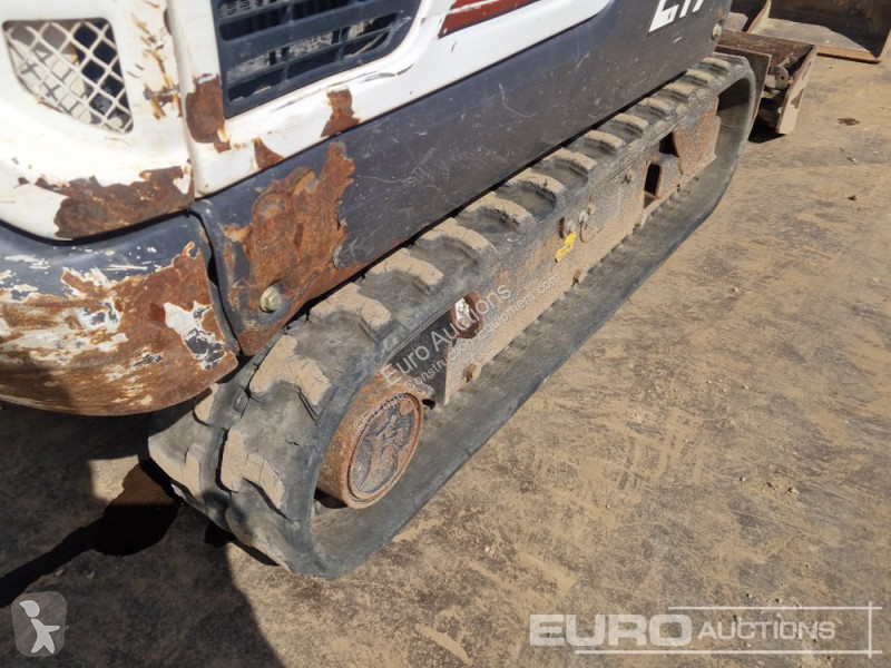 جرافة Bobcat E17