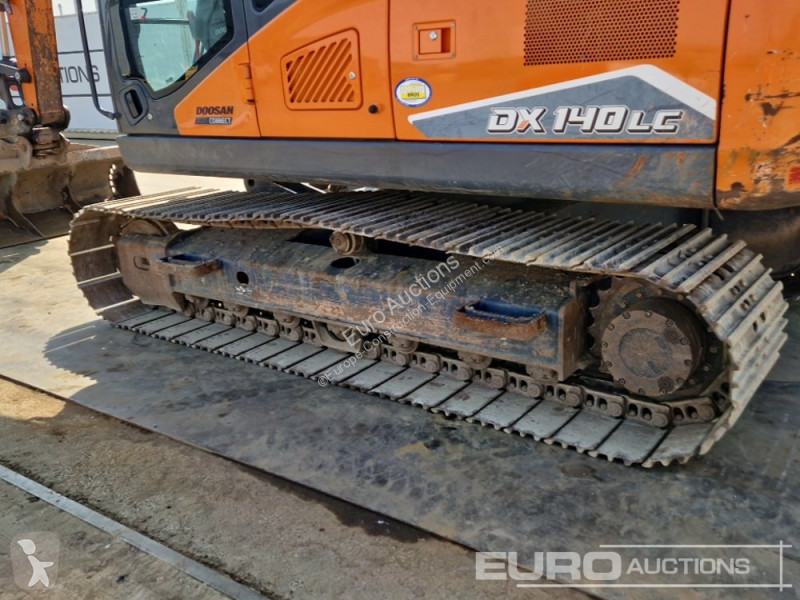 جرافة Doosan -7