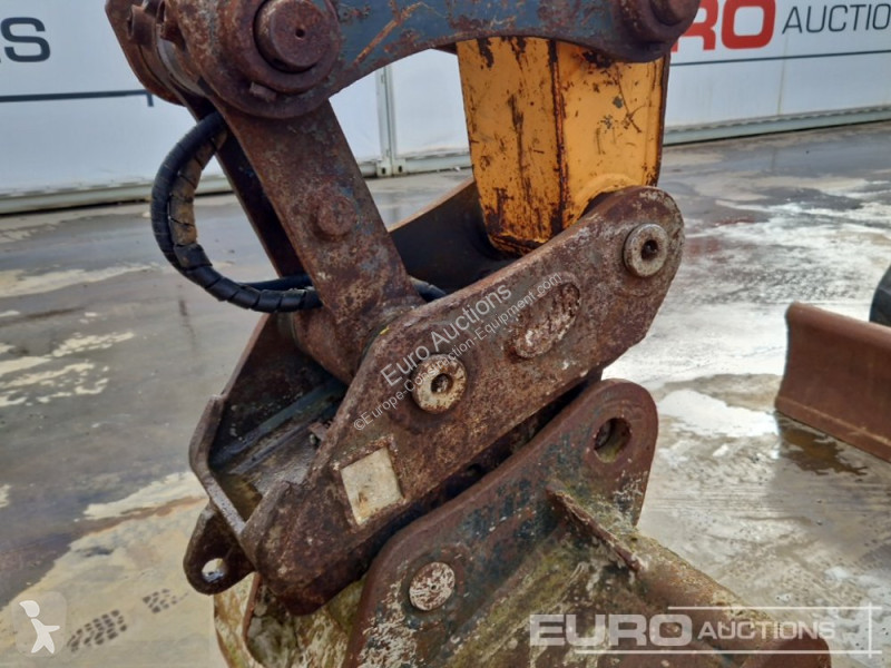 Lopatový nakládač Hyundai R80CR-9