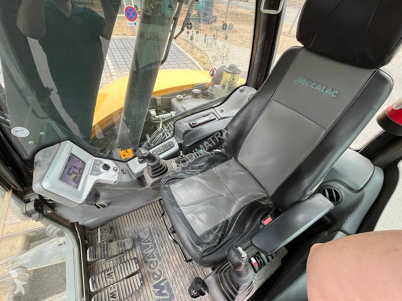 Excavator Mecalac