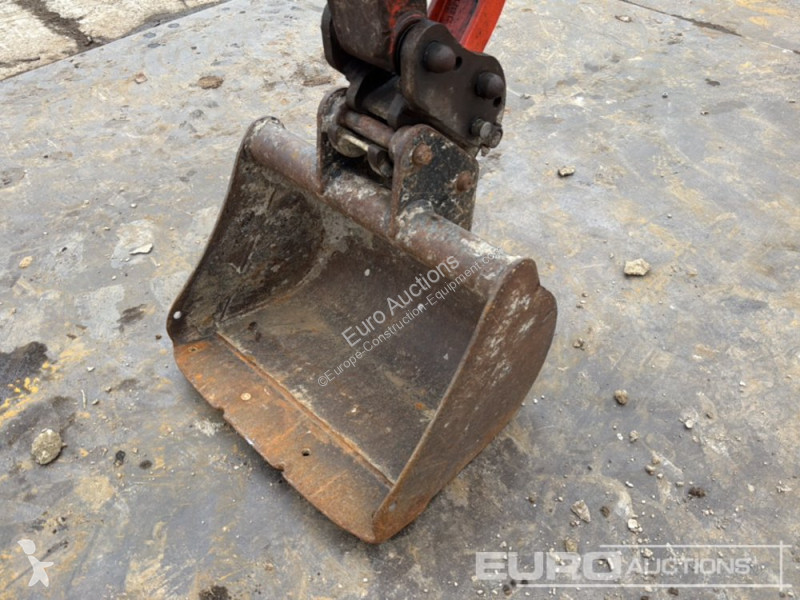 جرافة Kubota U27-4