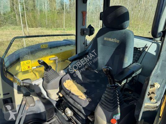 جرافة Komatsu PC88MR-6 PC88MR-6