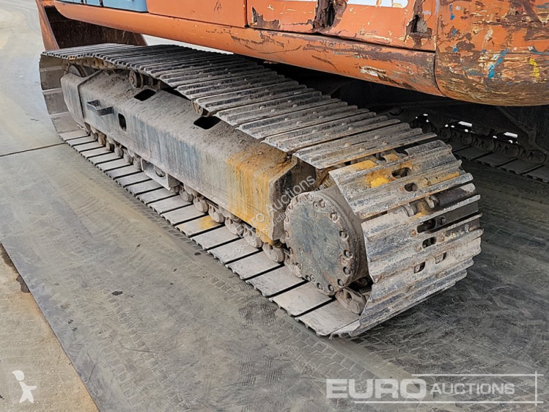 جرافة Hitachi 0-2