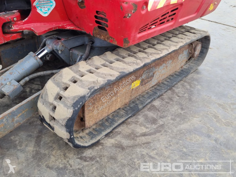Escavadora Takeuchi TB216