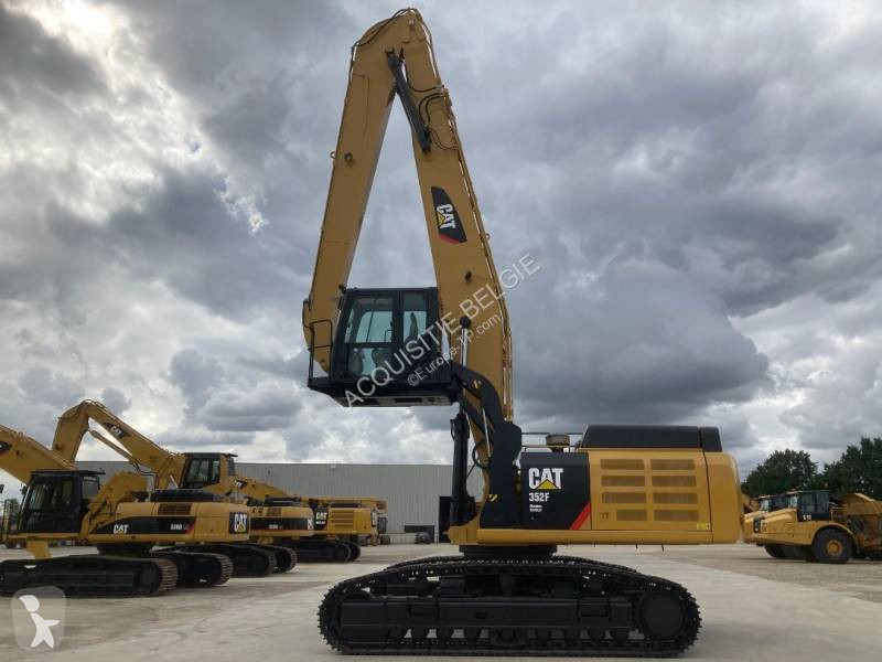 Lopatový nakládač Caterpillar 352F MH