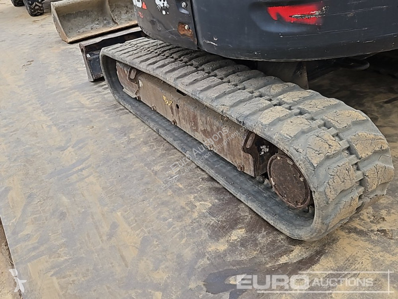 Escavadora Bobcat Z