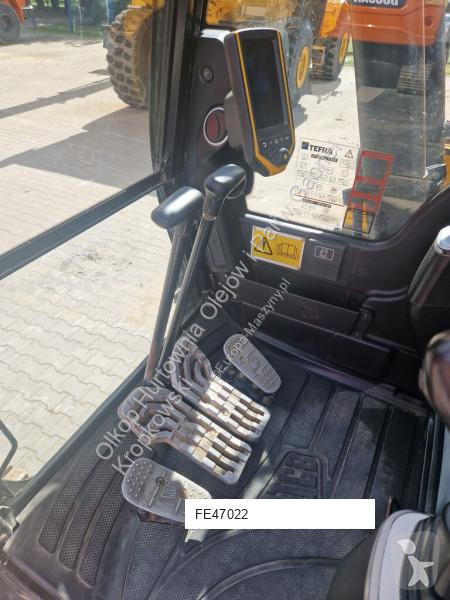 Excavator JCB +T4F