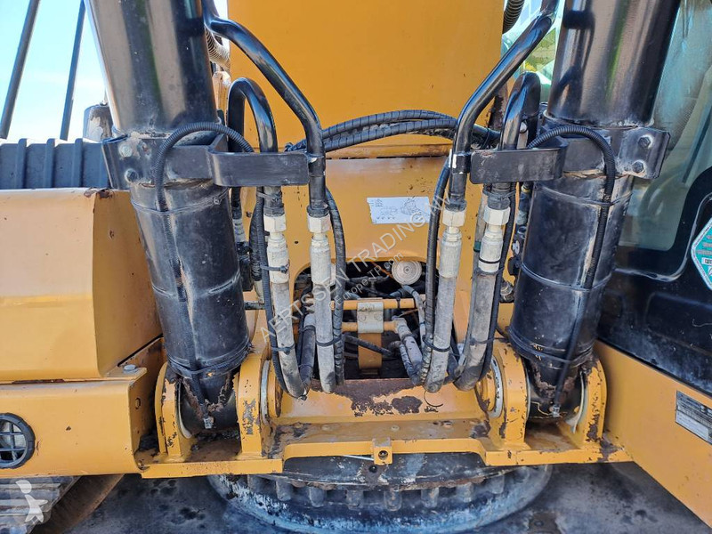 Graafmachine Caterpillar NG